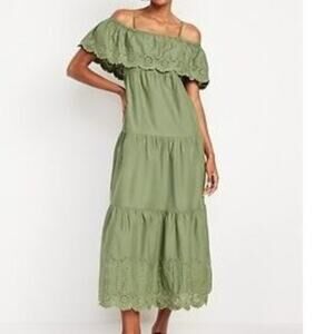 Old Navy Green eyelet cold shoulder prairecore maxi dress size Large